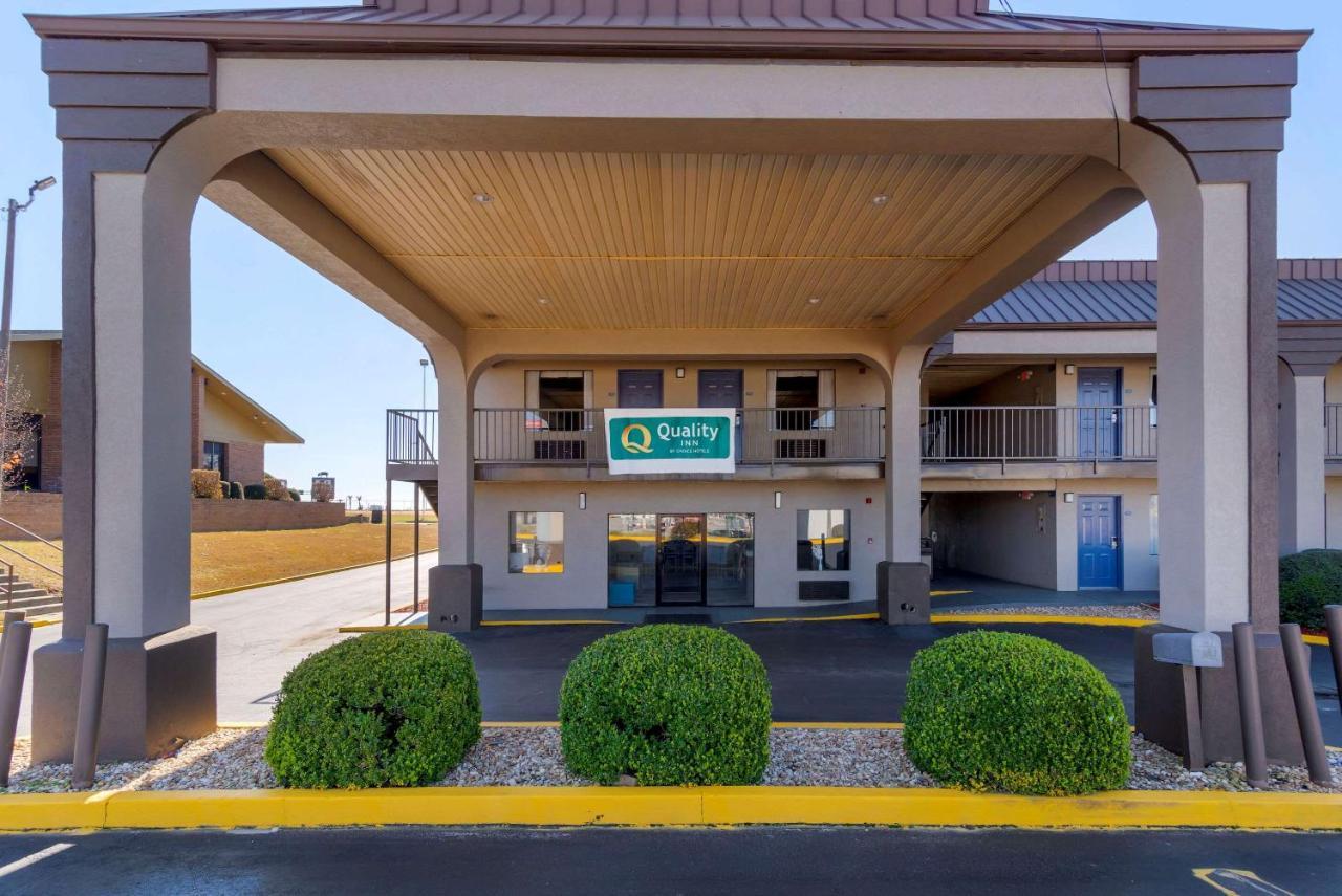 Quality Inn Ashburn Exteriör bild