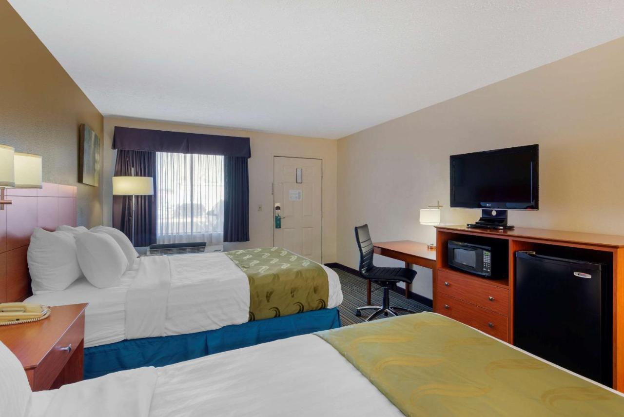 Quality Inn Ashburn Exteriör bild