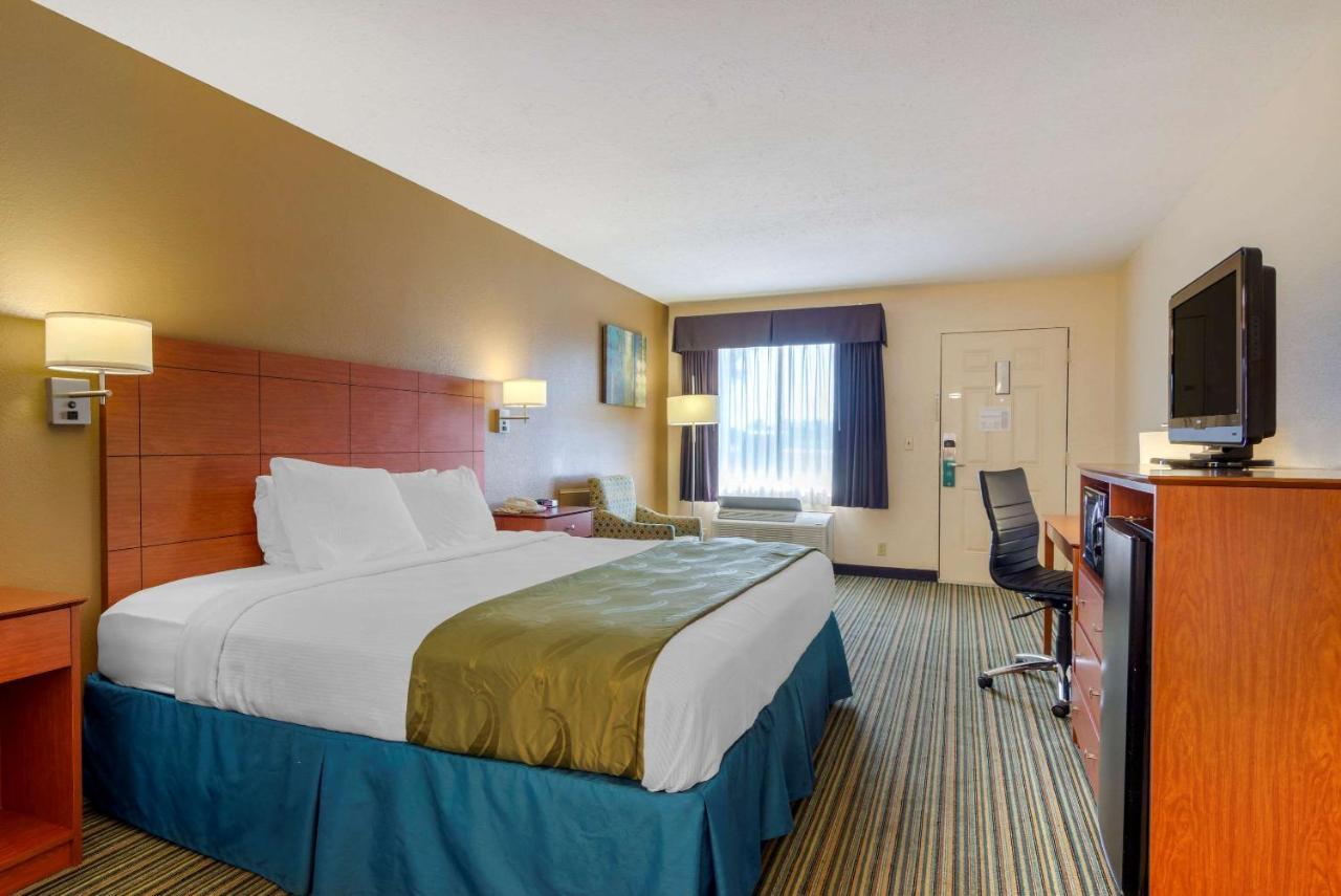 Quality Inn Ashburn Exteriör bild